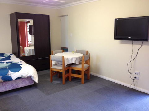 Thornleigh Garden View Comfortable & Tranquil - Accommodation Newcastle 4