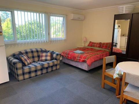 Thornleigh Garden View Comfortable & Tranquil - Accommodation Newcastle 6