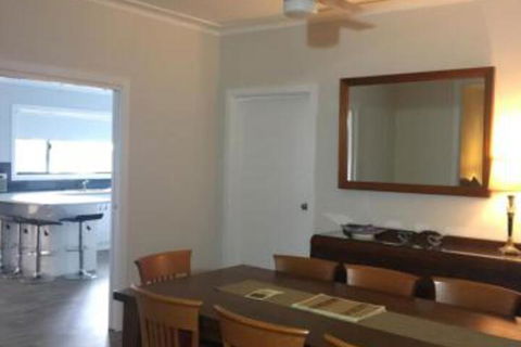 Mograni Views - Accommodation Newcastle 3