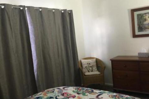 Mograni Views - Accommodation Newcastle 2