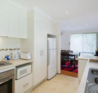 Cara Nobbys Beach 11 Wesley Avenue - Accommodation Newcastle