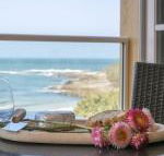Avalon 2 uninterrupted views almost on the beach - Accommodation Newcastle