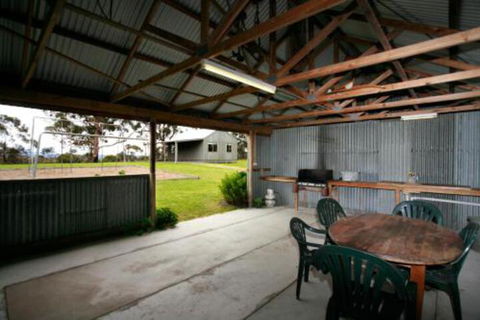 Brodribb River Rainforest Cabins Cabin 2 - Accommodation Newcastle 5