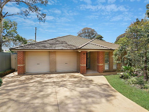 The Corso Gorokan - Accommodation Newcastle 2