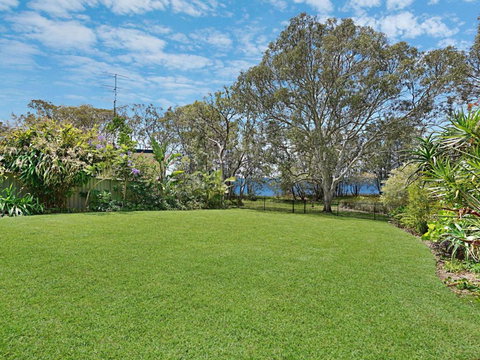 The Corso Gorokan - Accommodation Newcastle 1