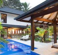 Spice at Oak Award Winning Luxury Absolute Oceanfront House Oak Beach Near Port Douglas - Accommodation Newcastle