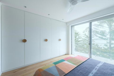 Spectacular Bilgola Beachhouse - Accommodation Newcastle 3