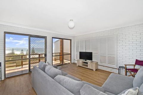 Pacifica All About The View - Accommodation Newcastle 2