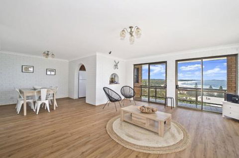 Pacifica All About The View - Accommodation Newcastle 3