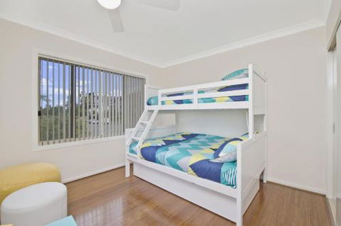 SEAVIEW DREAM Bonny Hills - Accommodation Newcastle 2