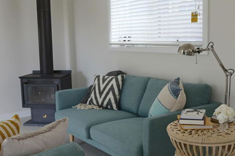 Sisters Beach Paradise - Accommodation Newcastle 5