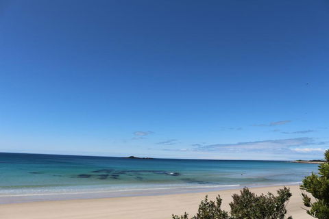 Sisters Beach Paradise - Accommodation Newcastle 4