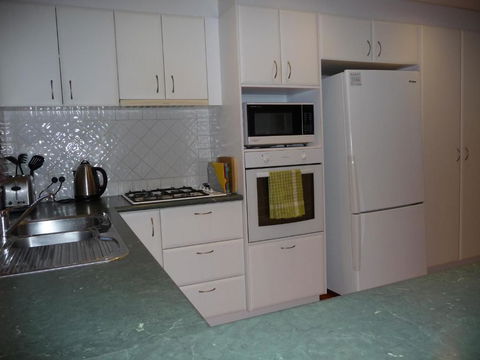 Shepp Central Apartment - Accommodation Newcastle 4