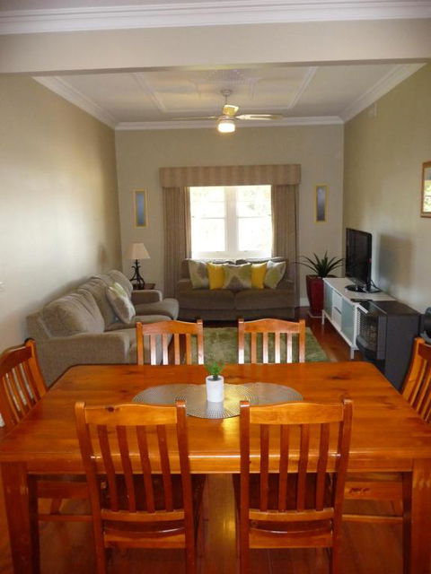 Shepp Central Apartment - Accommodation Newcastle 3