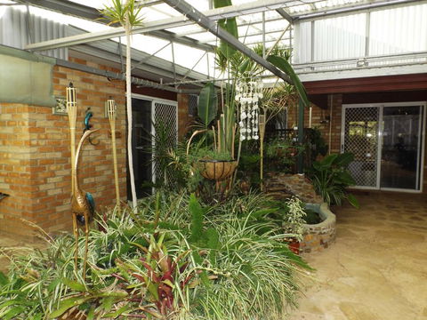 Yorks Lookout Lodge Bed & Breakfast - Accommodation Newcastle 3