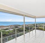 Avaya Sellicks Beachfront Getaway WiFi - Accommodation Newcastle