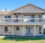 Rocks Beach House Victor Harbor - Accommodation Newcastle