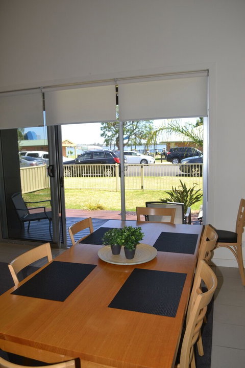Grange Water View Yarrawonga - Accommodation Newcastle 5