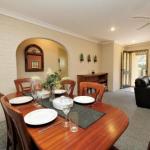 ACACIA WEEKLY ONLY - Accommodation Newcastle 0