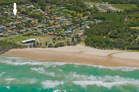Panorama Beach House - Accommodation Newcastle 3