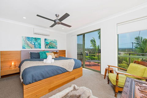 Panorama Beach House - Accommodation Newcastle 6