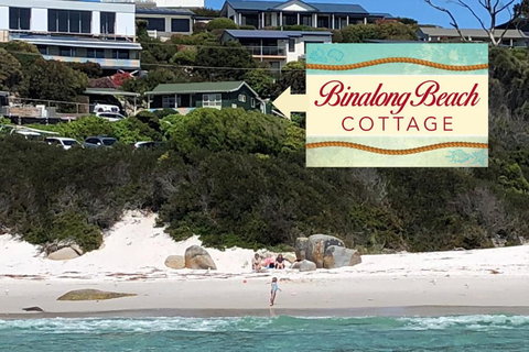 BURGESS COTTAGE King Bed For Couples - Accommodation Newcastle 1
