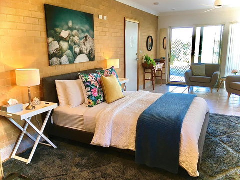 SilverWaters Waterfront Accommodation - Accommodation Newcastle 5