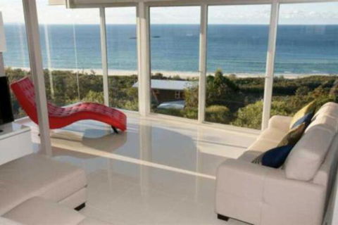 Allure - Accommodation Newcastle 2