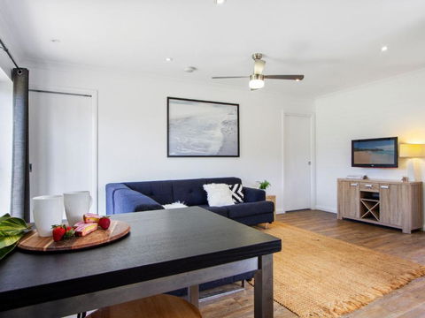 Sand Dunes House & Cabin Accommodation - Accommodation Newcastle 6