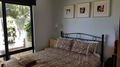 The Good Life - Accommodation Newcastle 3