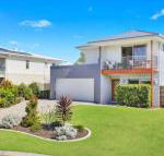 53 Northbeach Place Mudjimba - Accommodation Newcastle