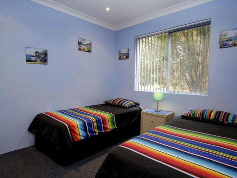 Anchorage 7 Beautifully Renovated Close To Rockpool - Accommodation Newcastle 5
