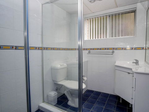 Anchorage 7 Beautifully Renovated Close To Rockpool - Accommodation Newcastle 3