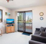 Seabreeze 4 Opposite Bowling Club - Accommodation Newcastle