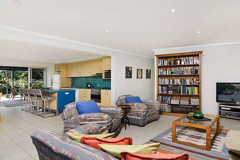 Moana Retreat WiFi - Accommodation Newcastle 4