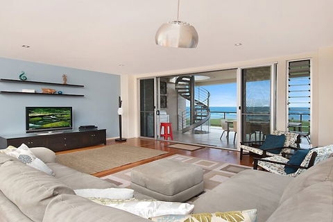 Costa Del Sol - Accommodation Newcastle 5