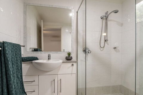 Oceanic 3 - Accommodation Newcastle 2