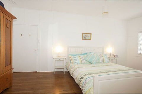 My Blue Heaven - Accommodation Newcastle 7