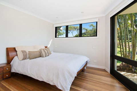 Ferncrest Fernleigh WiFi Air Conditioning - Accommodation Newcastle 1