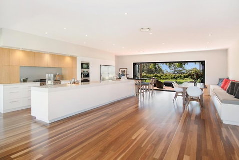 Ferncrest Fernleigh WiFi Air Conditioning - Accommodation Newcastle 6