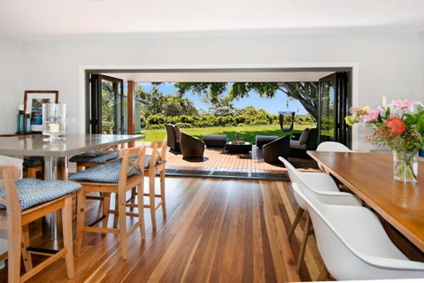 Ferncrest Fernleigh WiFi Air Conditioning - Accommodation Newcastle 5