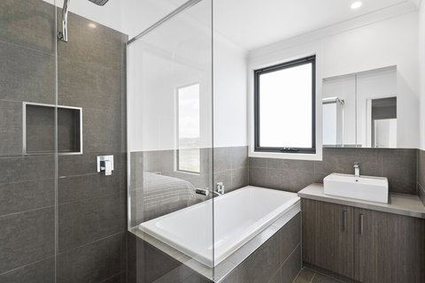 The Fairway Club Torquay - Accommodation Newcastle 6