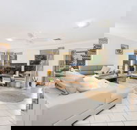 Kailani Beach House - Accommodation Newcastle
