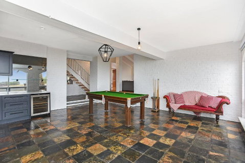 Palms On The Esplanade Sellicks Beach WiFi - Accommodation Newcastle 6