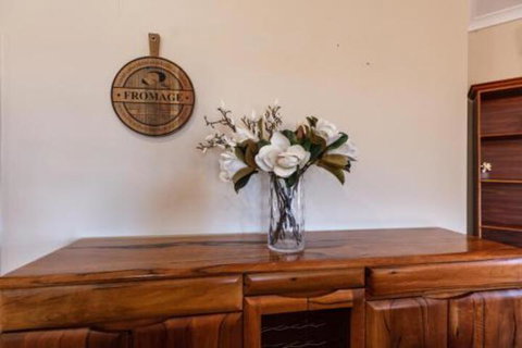 Maidstone Executive Residence - Accommodation Newcastle 4