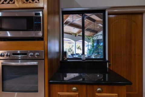 Maidstone Executive Residence - Accommodation Newcastle 2