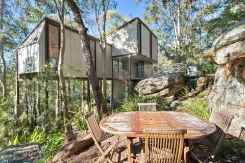 TreetopsatWagstaffe - Accommodation Newcastle 0
