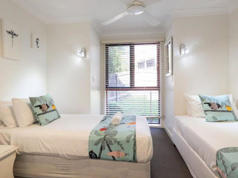 First Point Down - Accommodation Newcastle 3