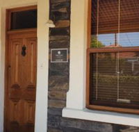 Salty Eyre Glenelg - Accommodation Newcastle