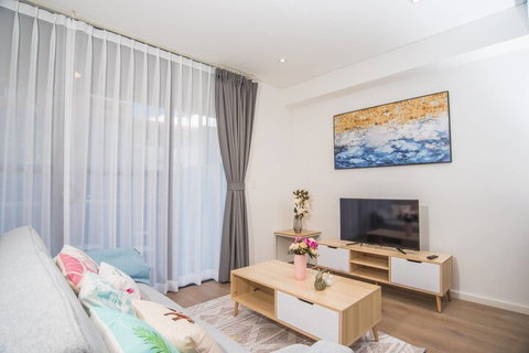 Warm Soul Apartment In The Heart Of Eastwood - Accommodation Newcastle 4